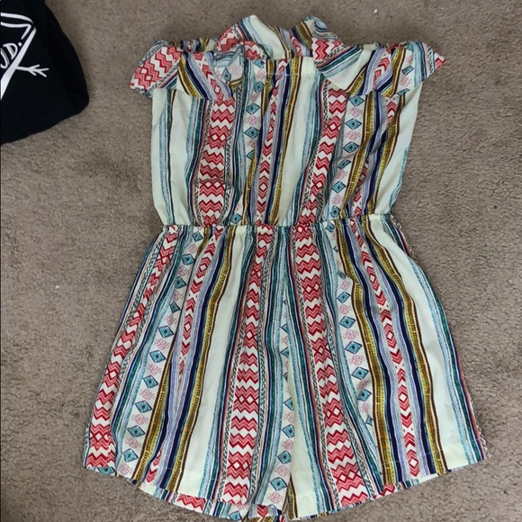 Romper - Picture 2 of 4